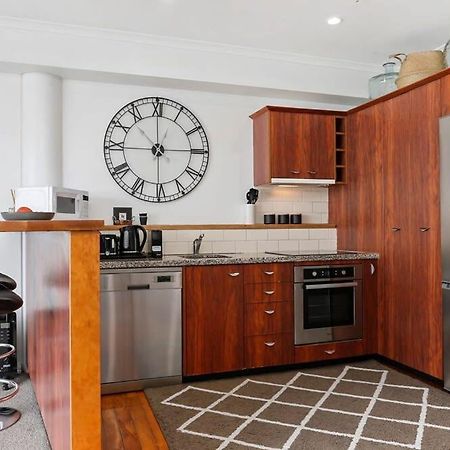 Spacious Water-Front Apartment -Princes Wharf 2219 奥克兰 外观 照片